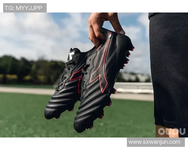 以足球卫星球员需求为中心探讨现代足球鞋设计与创新发展趋势 以足球卫星球员需求为中心探讨现代足球鞋设计与创新发展趋势